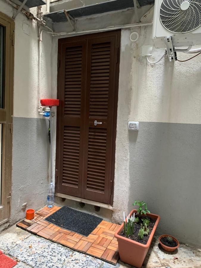 La Casetta Ai Gradoni Di Chiaia Naples Extérieur photo